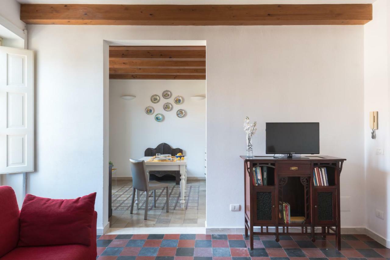 Aretusa Apartments By Wonderful Italy Syracuse Bagian luar foto